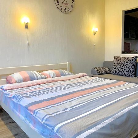 Appartement 1K Studiia V Zhk <<Elegant>> à Kiev Extérieur photo